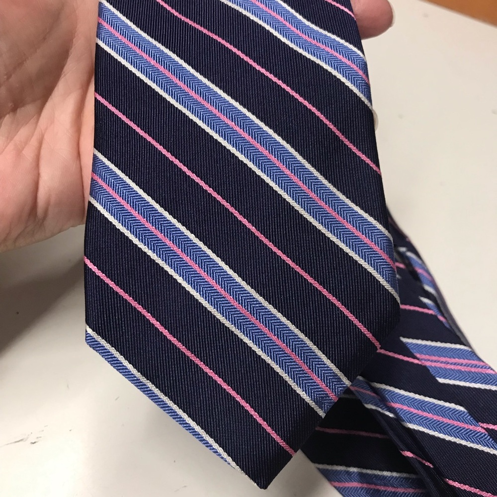 Brooks Brothers Navy w/ Pink & White Stripe Tie